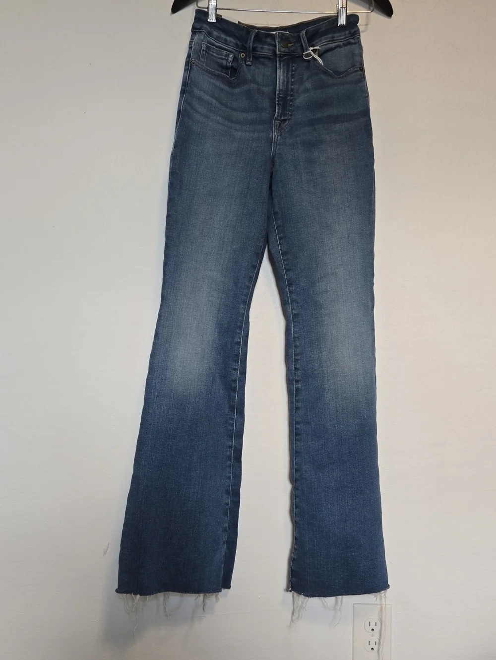 Good American Good Legs Mid-Rise Flare Jeans Indigo1211 Retro Size 6/28 NWT - Picture 4 of 16